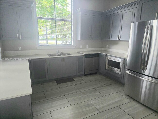 Building Photo - 9261 W 33rd Way