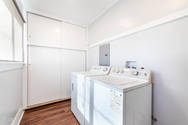 Building Photo - 2808 W Grand Ave