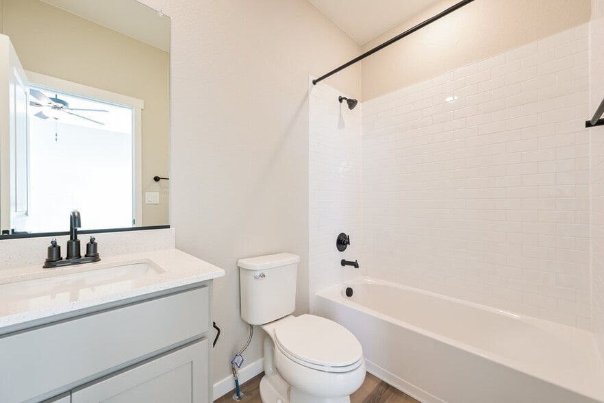 Building Photo - 18338 E 93rd Pl