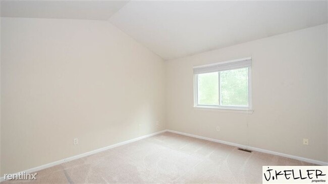 Building Photo - 3477 Ashburnam Rd