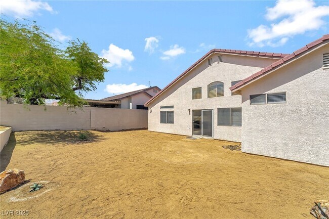 Building Photo - 1773 Clear River Falls Ln