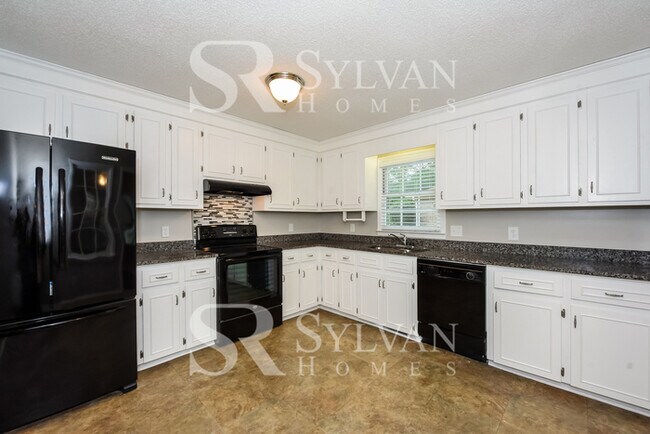 Building Photo - The Lifestyle You Deserve.