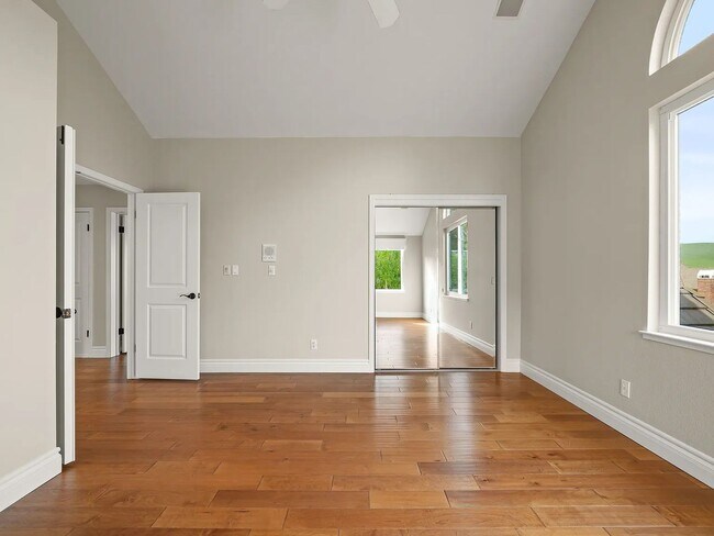 Building Photo - Luxury, comfort, and breathtaking surroundings in Stunning Clayton home!