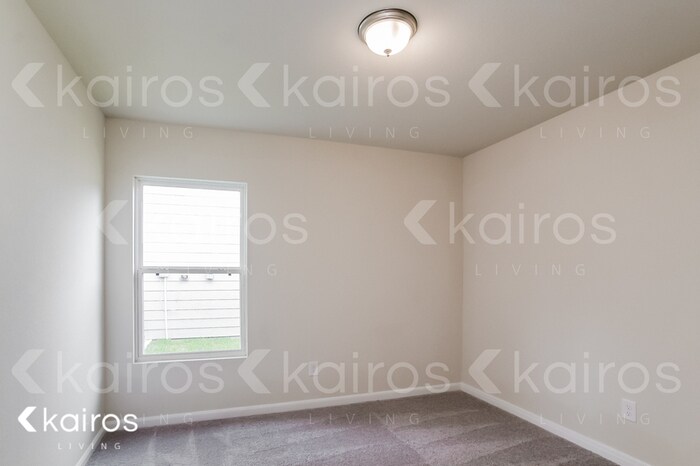 Building Photo - 15609 Briar Forest Dr