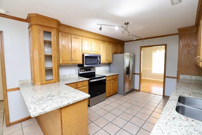 Building Photo - 1450 Morris Way Dr