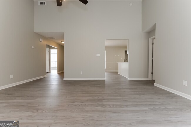 Building Photo - 105 Timberwood Dr