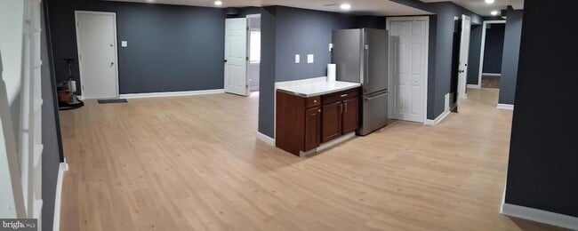 Building Photo - 5011 Woodland Blvd