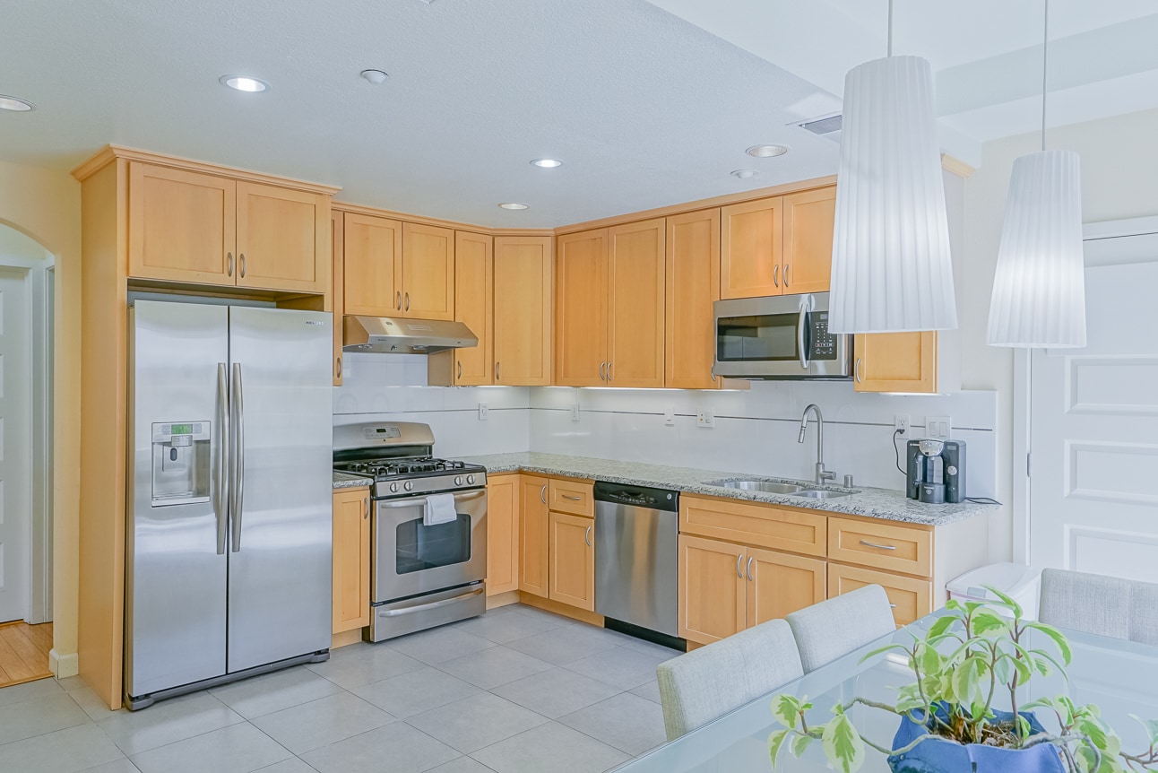 Building Photo - 1236 Poplar Ave