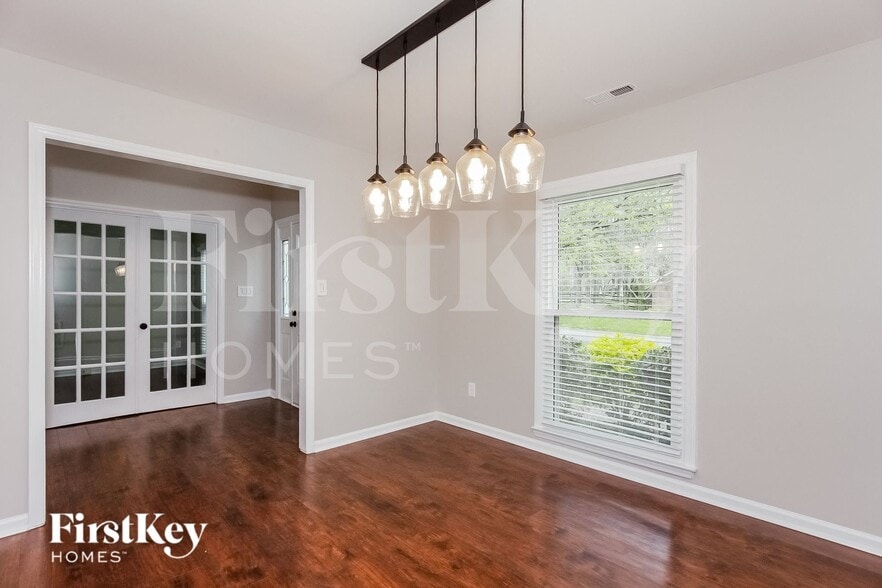 Building Photo - 7206 Brassy Creek Ln