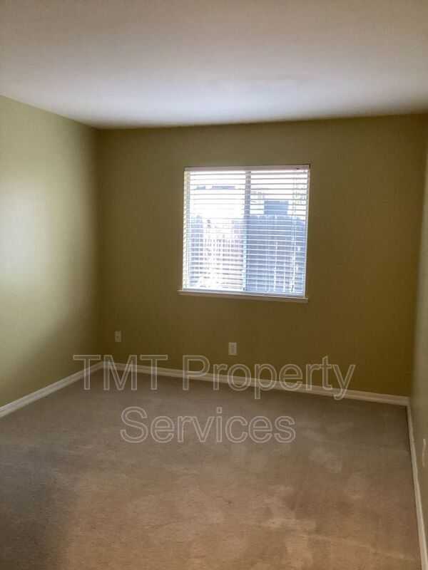 Building Photo - 7108 Beaver Falls Way