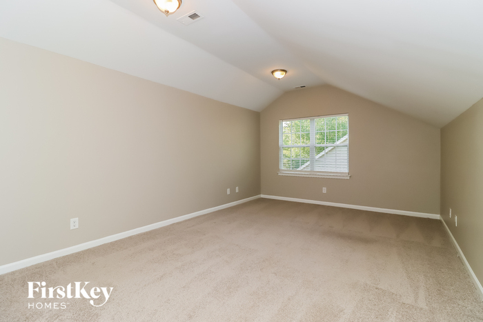Building Photo - 141 Sandreed Dr