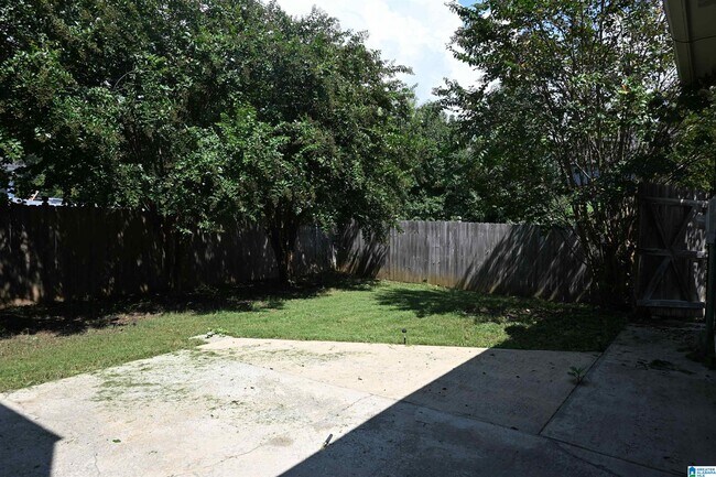 Building Photo - 2126 Russet Meadows Ln