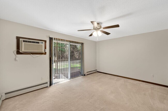 Building Photo - Decisions made easy when it comes to choos...