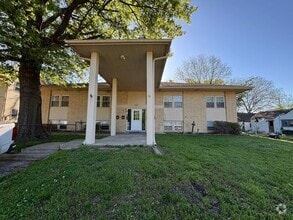Building Photo - 529 Brown Cir Dr