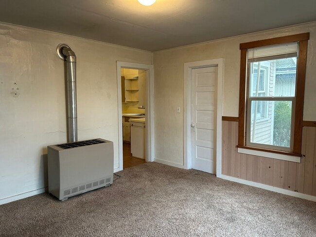 Building Photo - Charming 1 Bedroom, 3/4 Bath Near Downtown Lynden