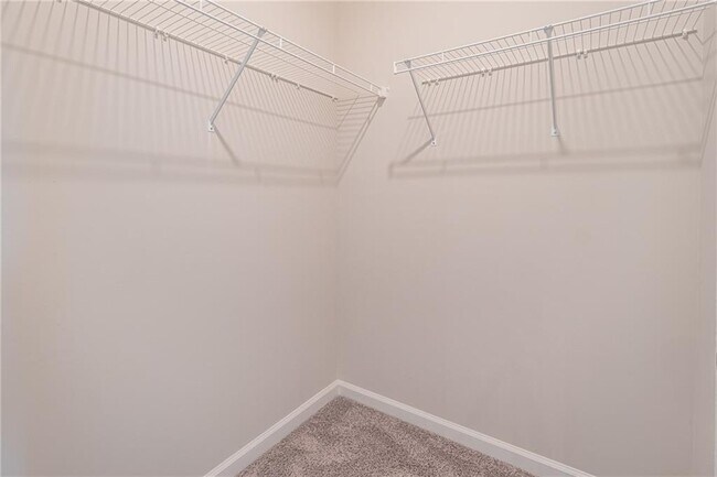 Building Photo - 1825 Wellston Dr