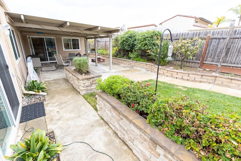 Building Photo - 31162 Via Santo Tomas