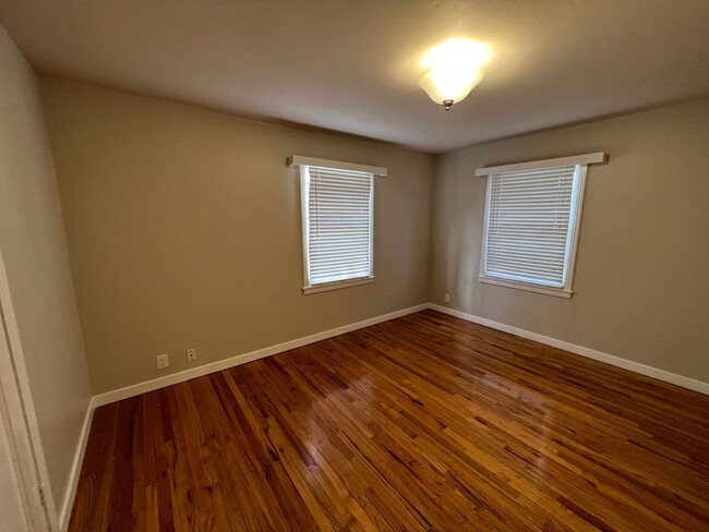 Building Photo - 110 Alameda Blvd - West Sacramento 95691