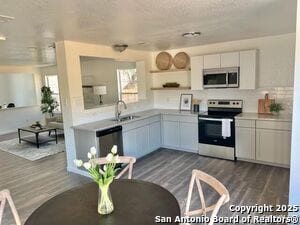 Building Photo - 11647 Liberty Field