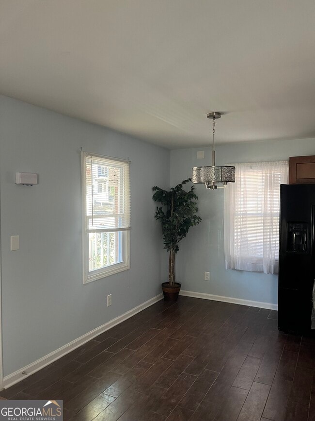 Building Photo - 2894 Randall St