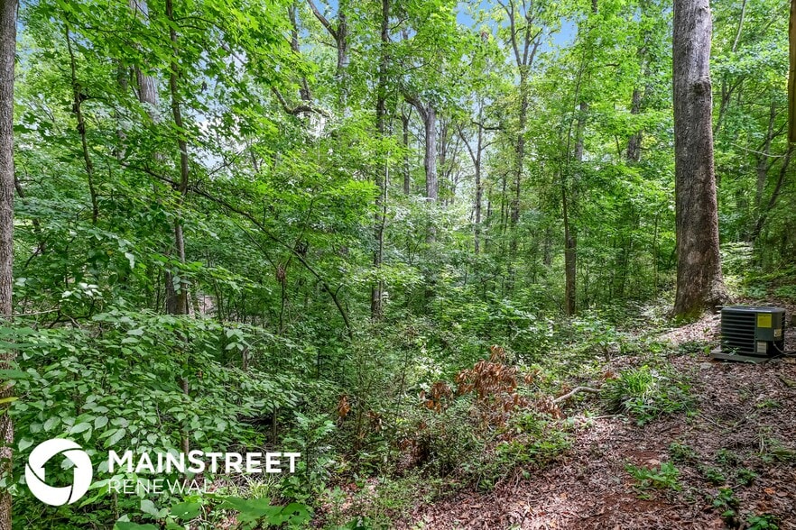 Building Photo - 3338 Mansfield Ln