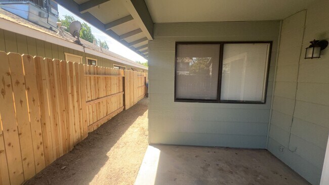 Building Photo - 2860 St Phillip Dr