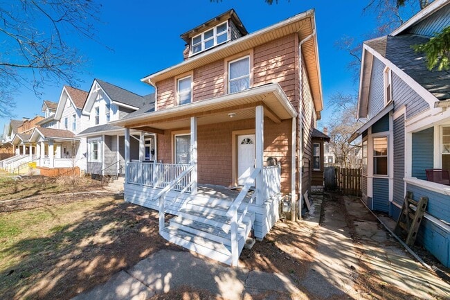 Building Photo - 2380 Indiana Ave