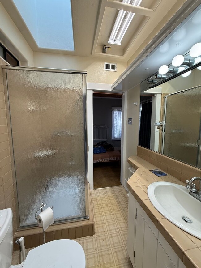 Building Photo - Old Town Orcutt Charm