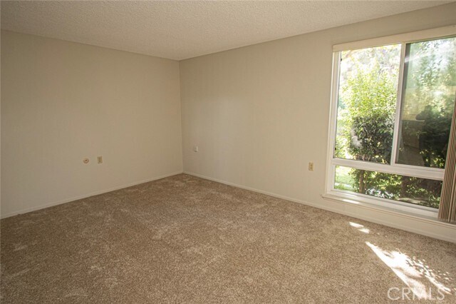 Building Photo - 594 Avenida Majorca