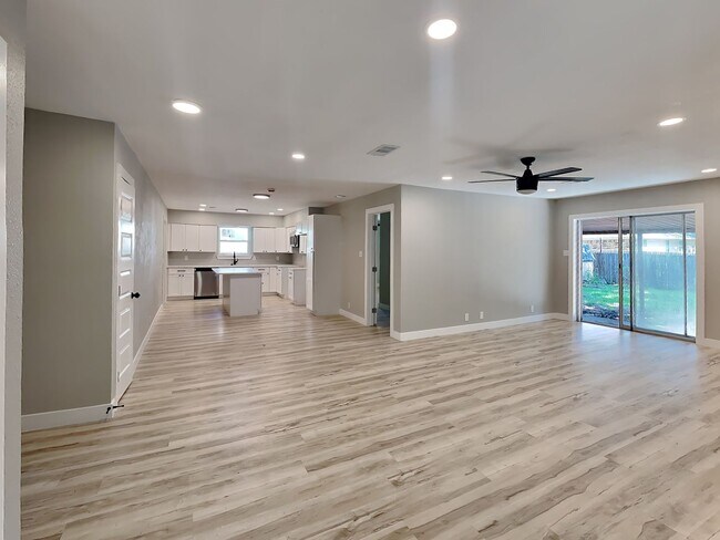 Building Photo - UPDATED AND MODERN! EVERYTHING IS NEW!
