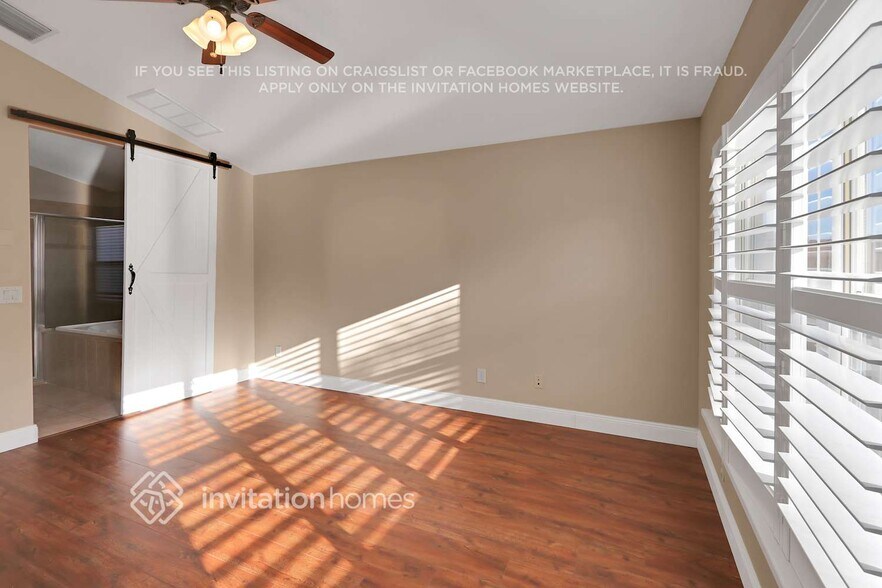 Building Photo - 6827 Guilford Bridge Dr