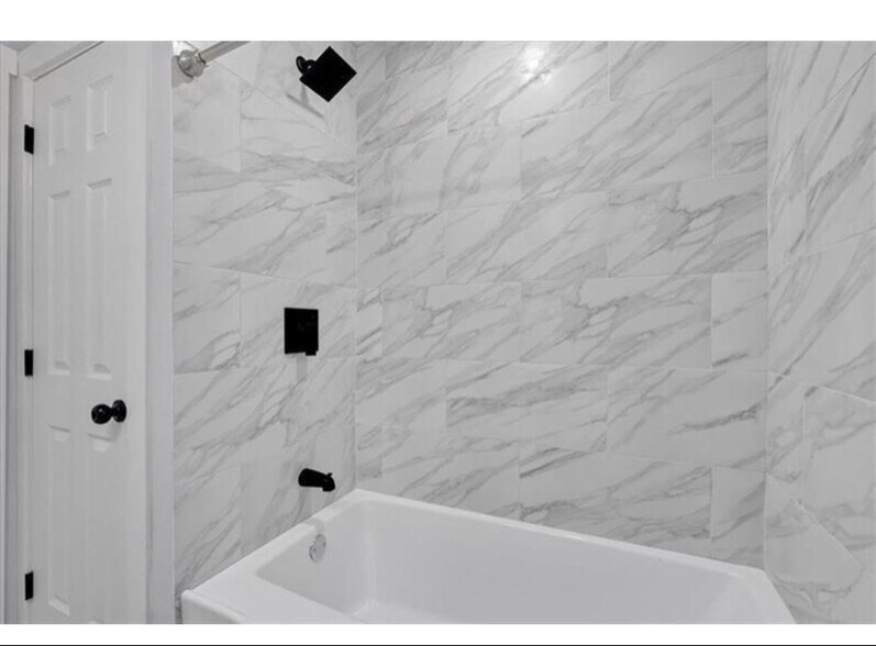 Building Photo - 1766 Blossom Ln