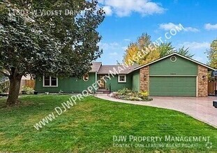 Building Photo - Spacious 4 Bed 3 Boise Home w/Attached Gar...