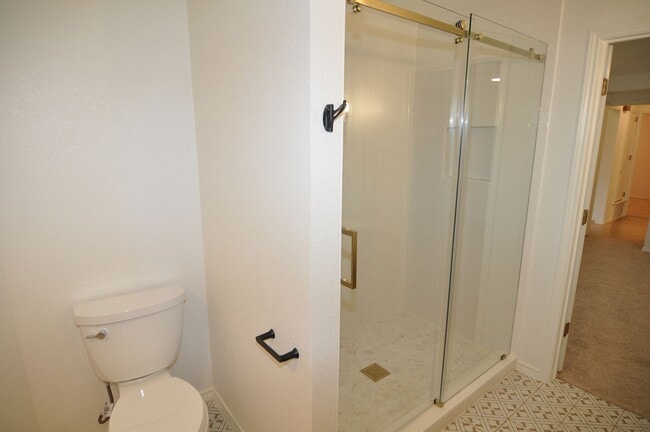 Building Photo - 3 Cimarron Dr