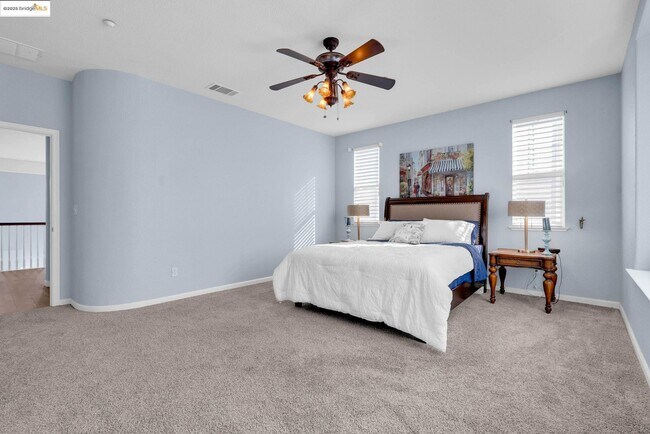 Building Photo - 1361 Tiffany Dr