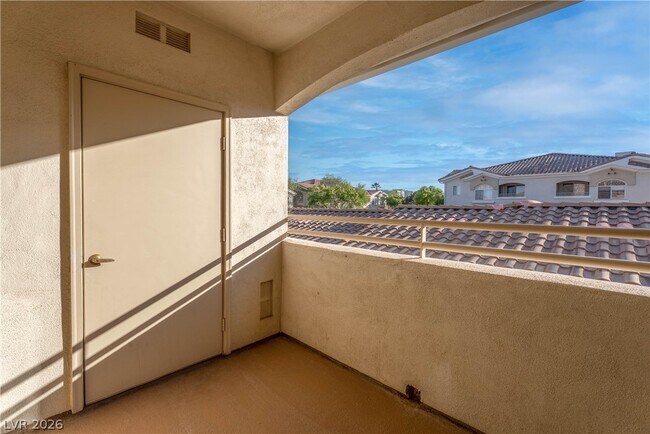 Building Photo - 10001 Crimson Palisades Pl