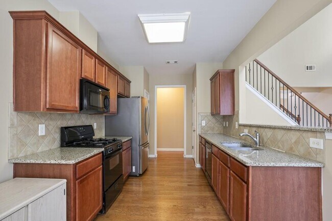 Building Photo - 434 Reynoldston Way