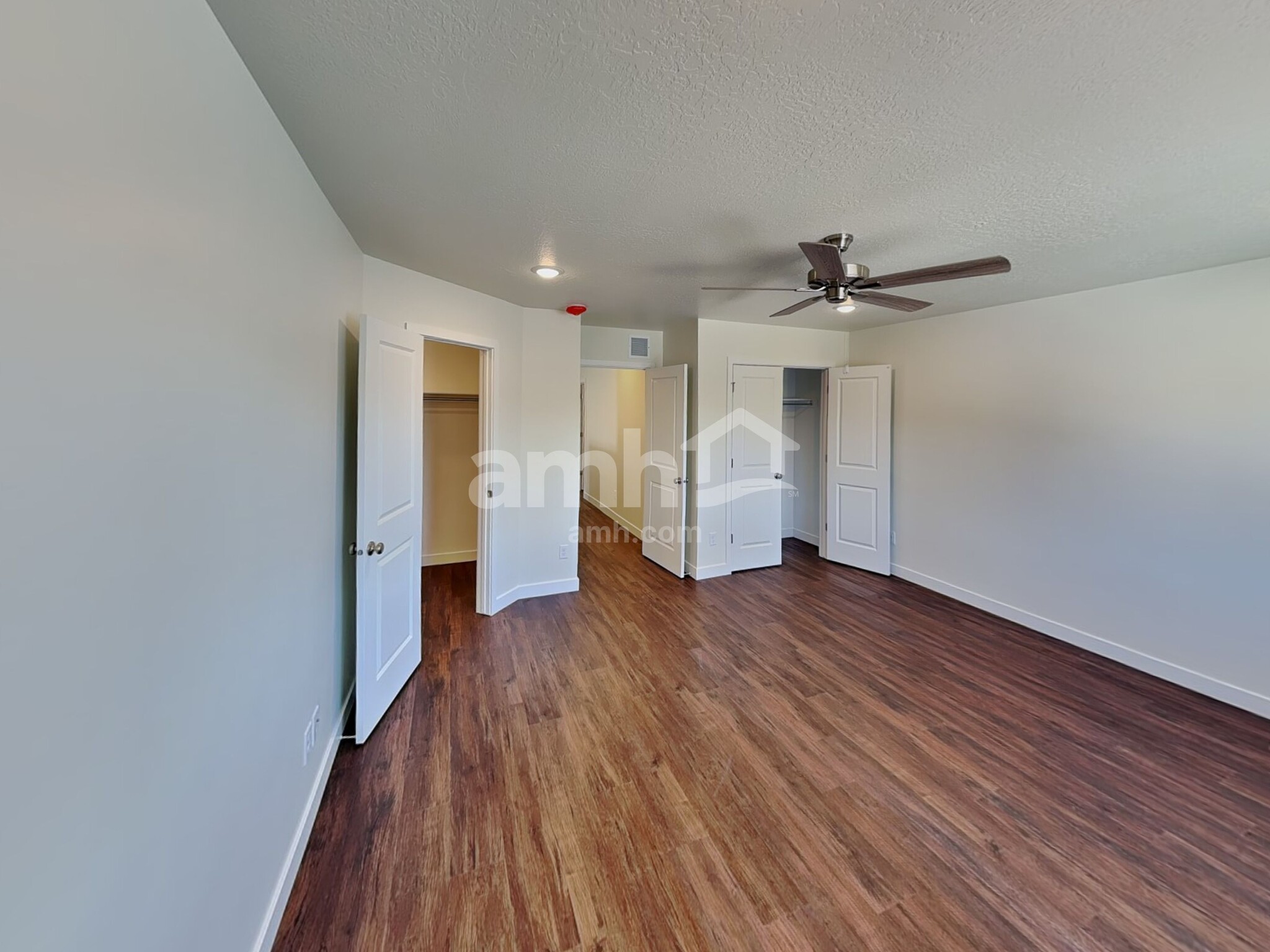 Building Photo - 7105 Woods Rose Dr