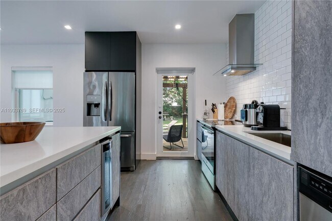 Building Photo - 125 NW 88th St