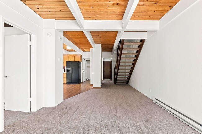 Building Photo - 4965 SW 152nd Ave