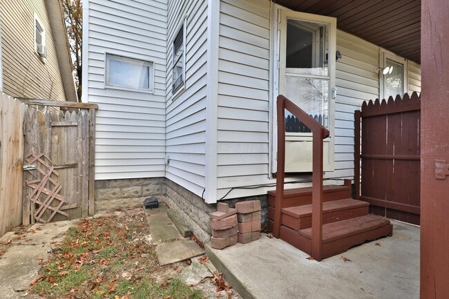 Building Photo - 2611 Beulah Rd