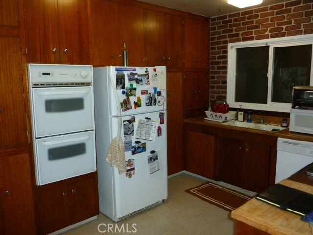 Building Photo - 518 Palm Dr