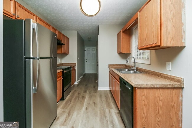Building Photo - 8129 Sterling Ln