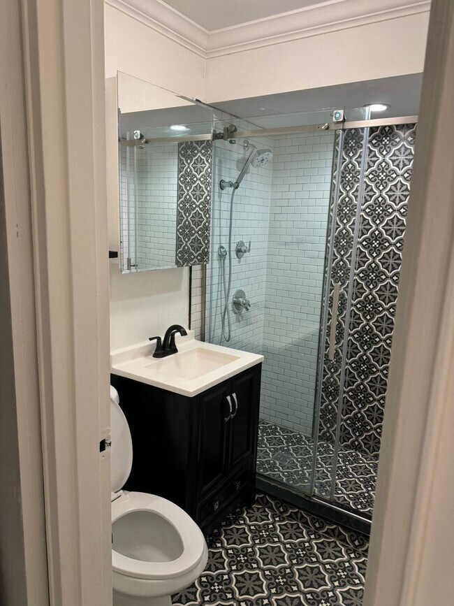 Building Photo - 1901 John F. Kennedy Blvd