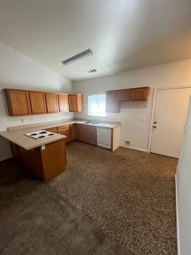 Building Photo - 3001 - 3007 S. Sallee Ct.