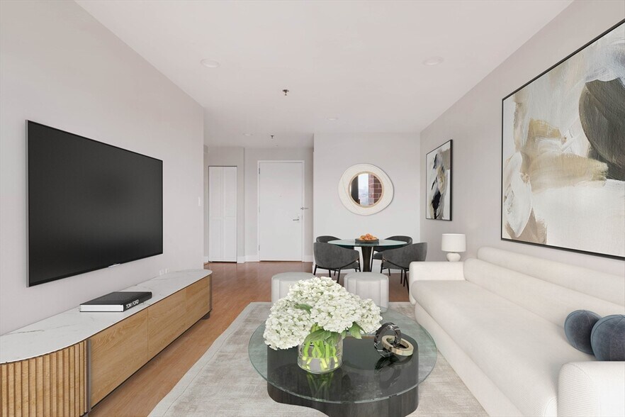 Building Photo - 15 North Beacon St