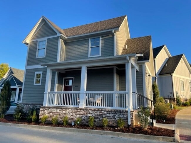 Primary Photo - 2BD / 2BA FOR RENT