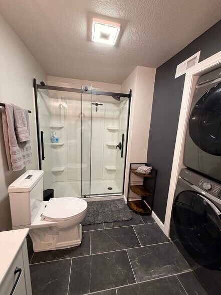 Building Photo - 4434 Honey Bee Rdg