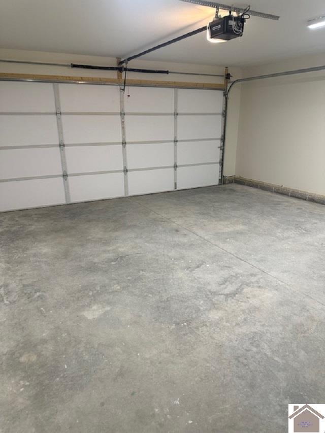 Building Photo - 1815 Debbie Dr