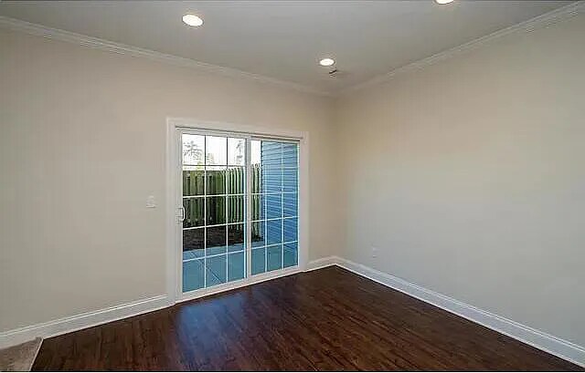 Building Photo - 710 Red Cedar Ct